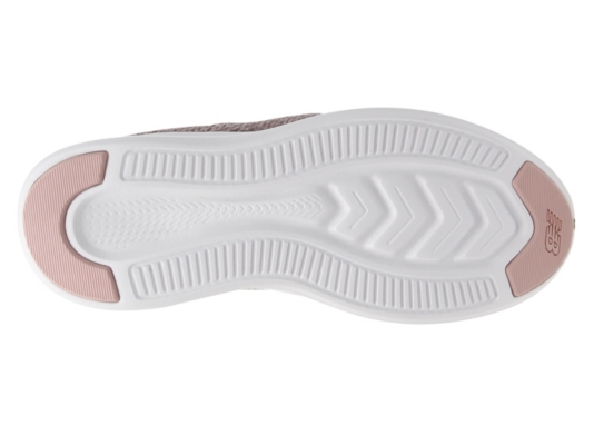 fuelcore coast lightweight running shoe