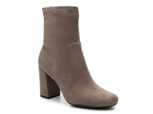 naturalizer mid calf boots