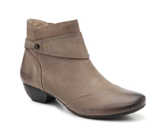 Taos Shoes, Sandals, Boots & Flats | DSW