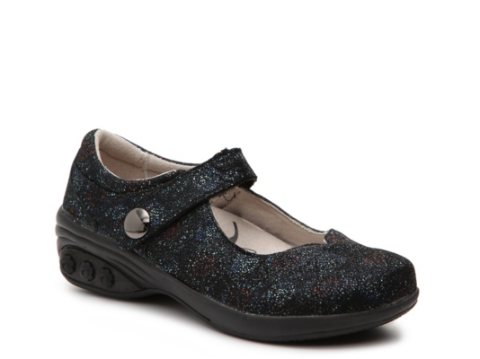 dsw womens slip resistant shoes
