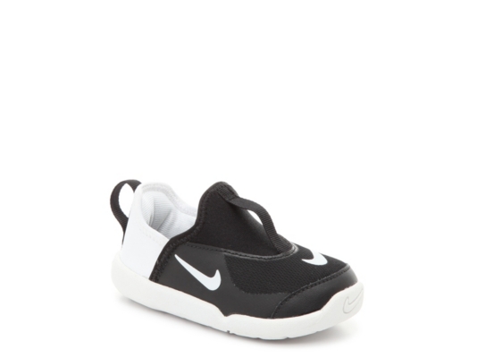 nike kids slip on sneakers