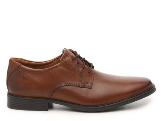 clarks tilden plain toe oxford
