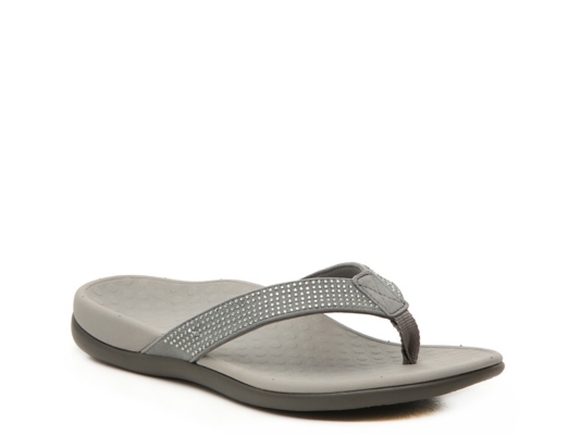 dsw vionic flip flops