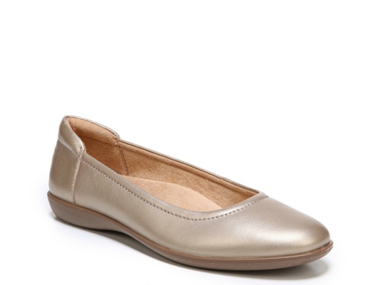 dsw clarks flats