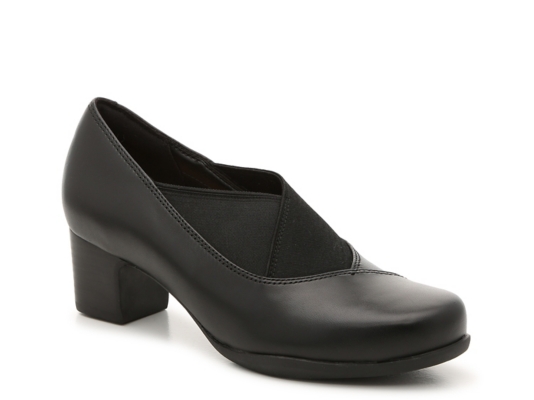 clarks pumps dsw