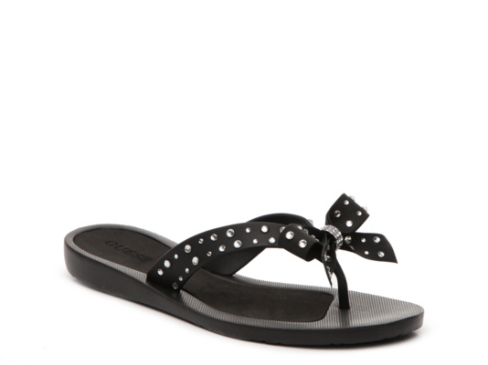 guess white flip flops