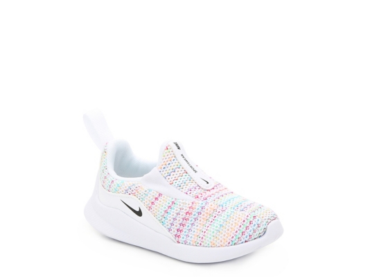 nike slip on sneakers kids