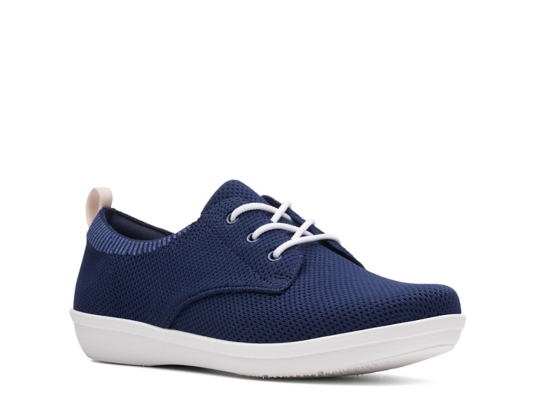 clarks cloudsteppers sneakers