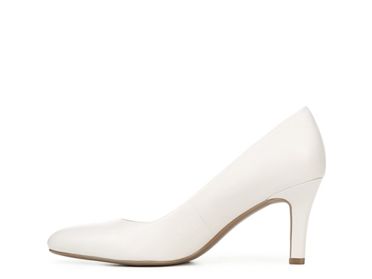naturalizer evie pump