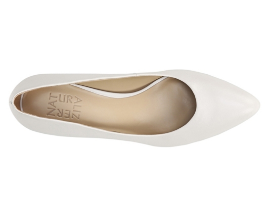 naturalizer evie pump