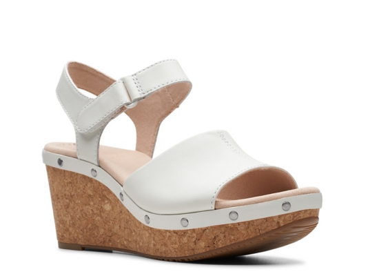 dsw clarks sandals