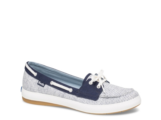 most comfortable women's boat shoes for walking