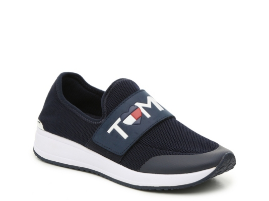 tommy hilfiger women's rosin sneaker