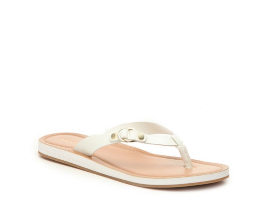 dsw born flats