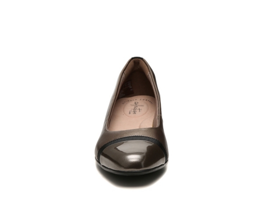 clarks juliet monte pump