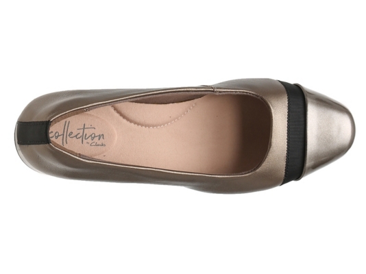 dsw clarks flats