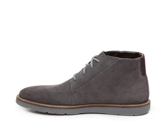 clarks men's grandin mid casual chukka boots