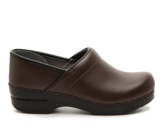 dansko nursing shoes wide width