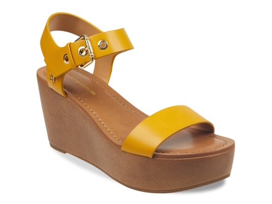 tommy hilfiger witt wedge sandal