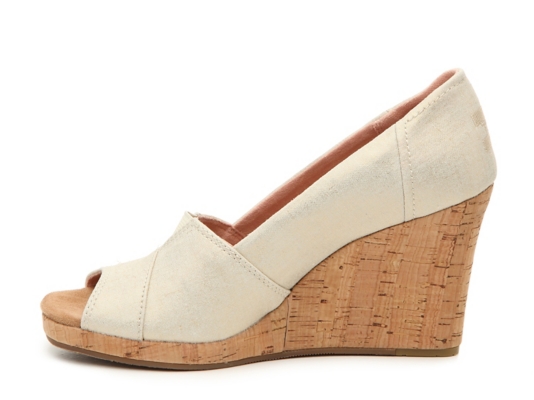 TOMS Classic Wedge Pump Women's Shoes | DSW
