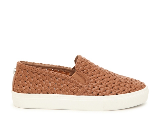 dsw steve madden slip on