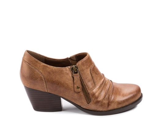 Bare Traps Rylie Bootie Women�s Shoes DSW