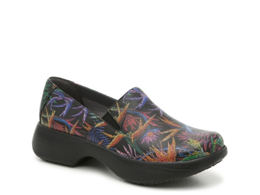 dsw dansko clogs