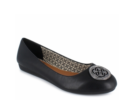 daisy fuentes ballet flats