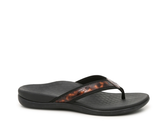 dsw vionic flip flops