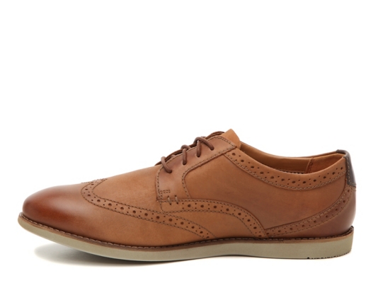 clarks raharto wingtip