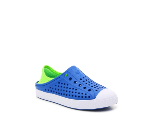 Guzman Steps Aqua Surge Slip-On Sneaker - Kids'