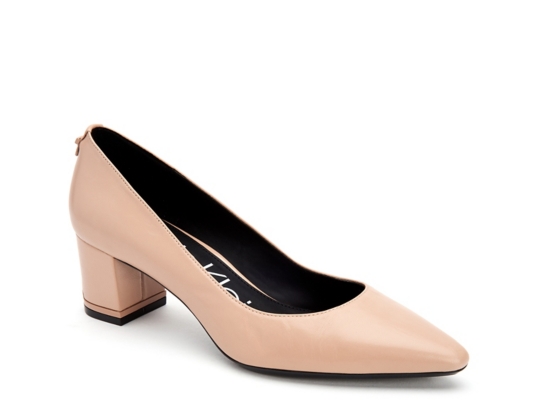 calvin klein beige pumps