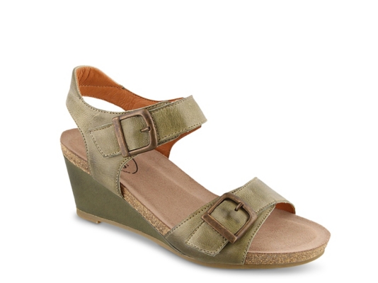 Women S Green Comfort Wedge Sandals Dsw