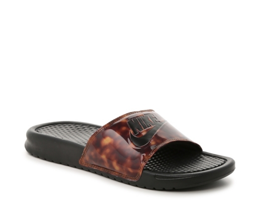 my nike slides are tight