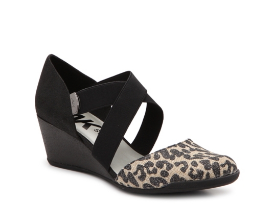 dsw calvin klein pump