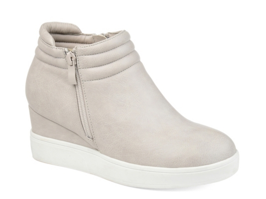 journee collection jezebel women's wedge boots