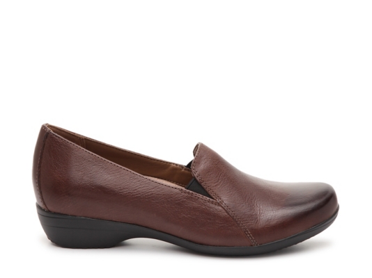 dansko dress shoes clearance