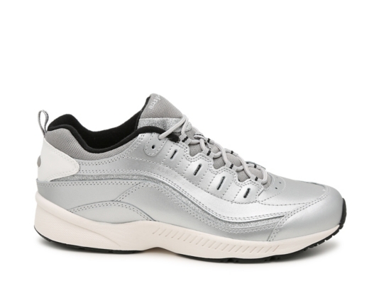 regine walking shoe women's