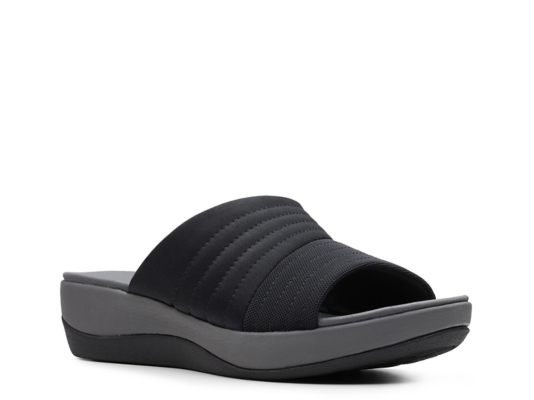 clarks wedge sandals canada