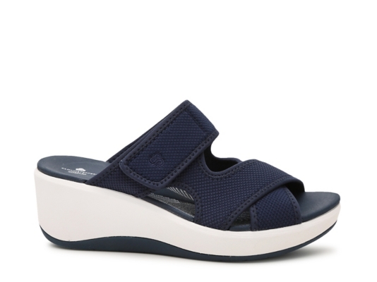 clarks cloudsteppers sandals dsw