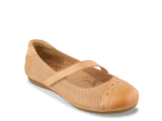 dsw mary jane shoes
