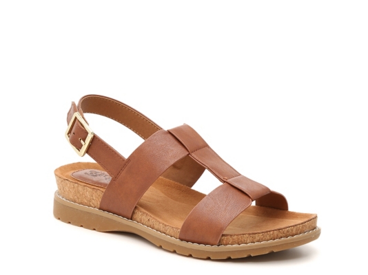 dsw womens walking sandals