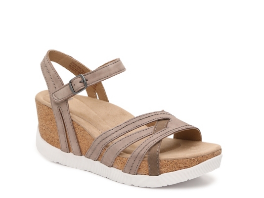 dsw earth sandals