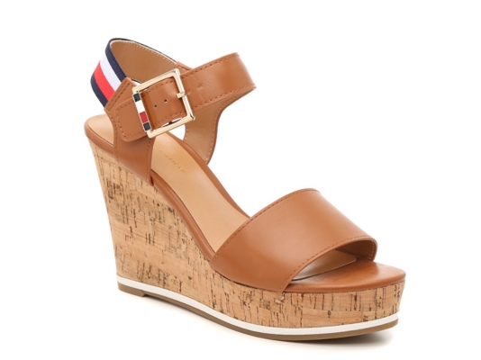 dsw tommy hilfiger flip flops