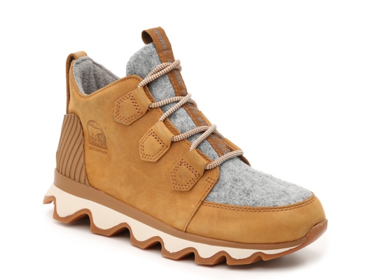 sorel women's kinetic sport waterproof cold weather boots