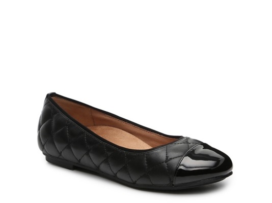 vionic desiree quilted flat