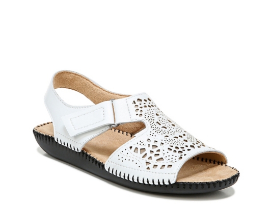 naturalizer narrow sandals