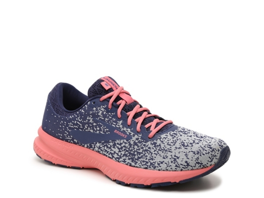 dsw brooks launch