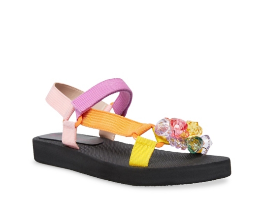 betsey johnson flip flops