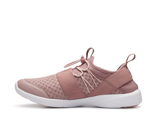dsw vionic sneakers